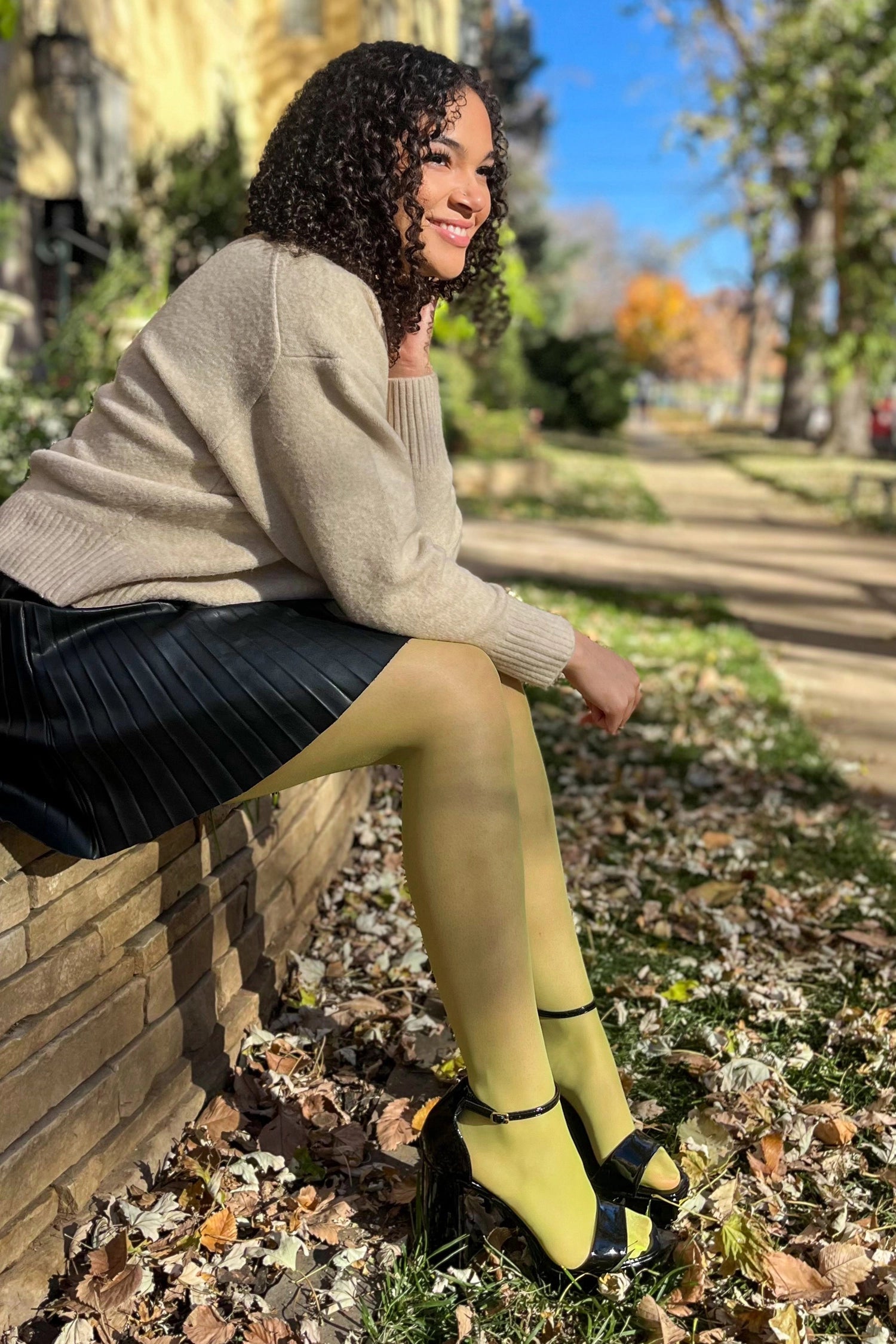 Womens sheer green tights, green pantyhose